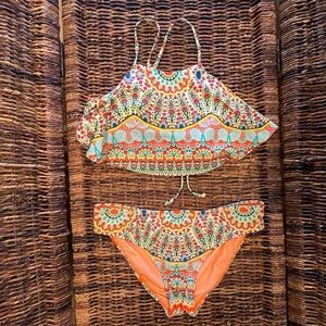 a.n.a cute flouncy top bikini size 8